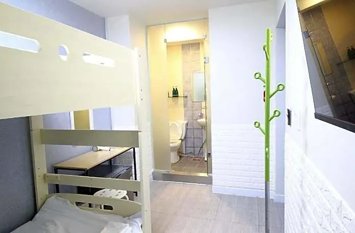Ivory Hotel 2*