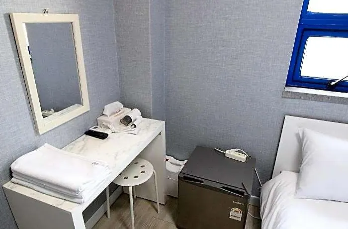 Ivory Hotel